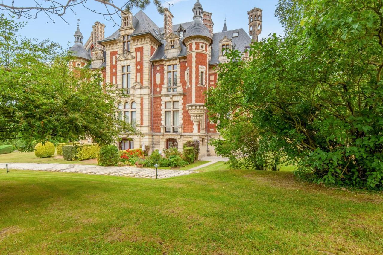 Appartement - Chateau De Beuzeval - Welkeys Houlgate Bagian luar foto